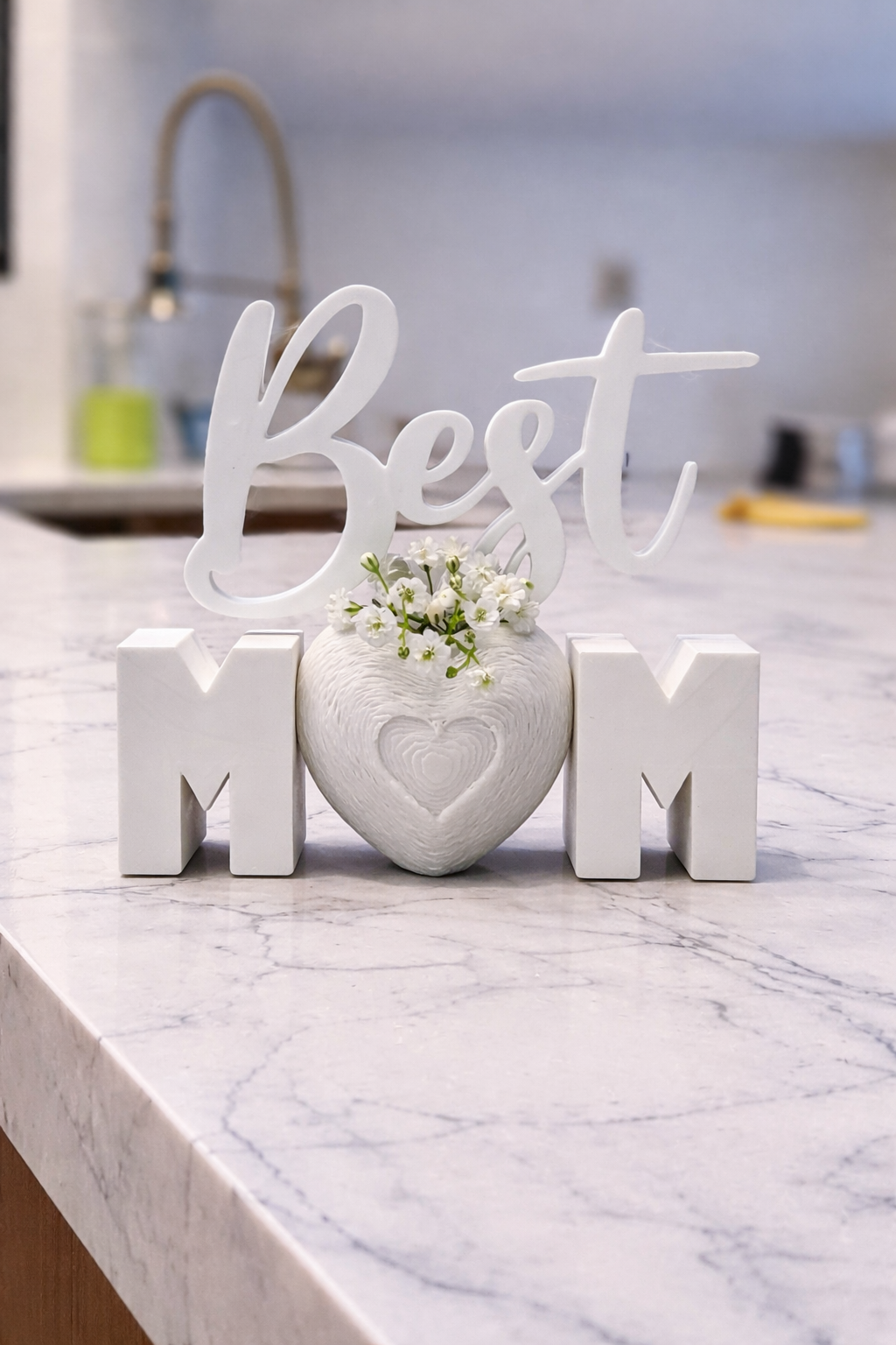 "Best Mom" Floral Heart Display